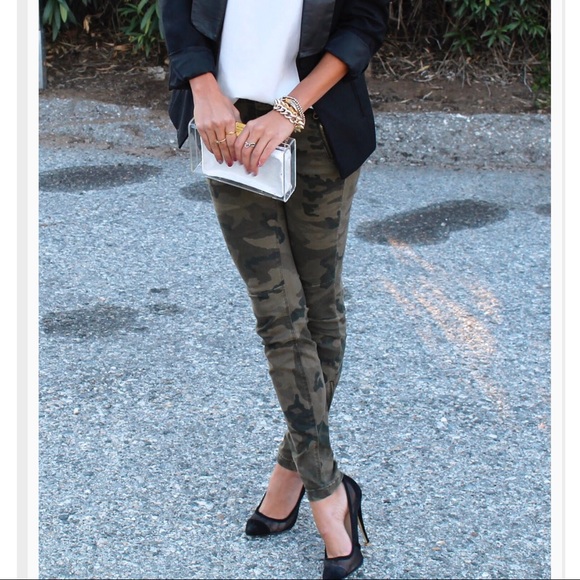 Levi's Denim - NWT Levi 535 Super Skinny Camo